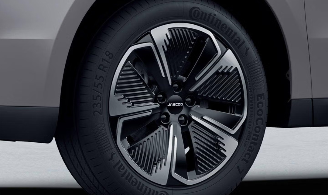 Blackwells Omoda Jaecoo