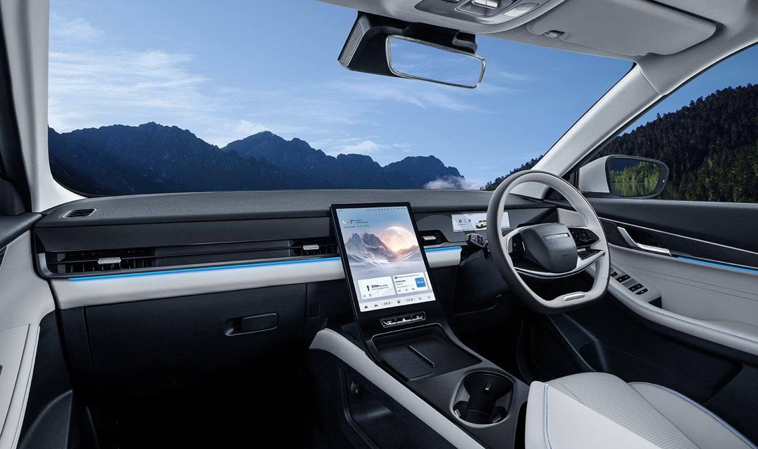 Blackwells Omoda Jaecoo